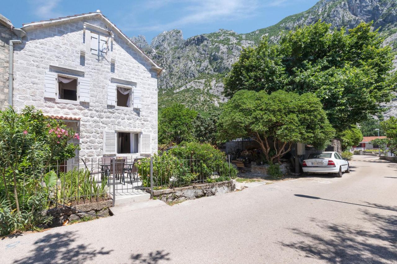 Old Stone Villa Lalosevic Kotor Eksteriør bilde